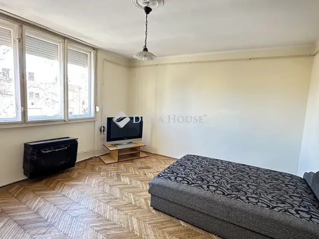 Eladó lakás Kecskemét 36 nm