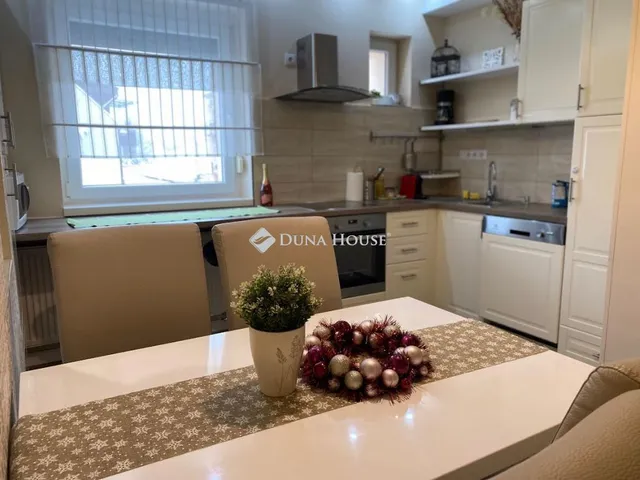 Eladó lakás Kecskemét 73 nm