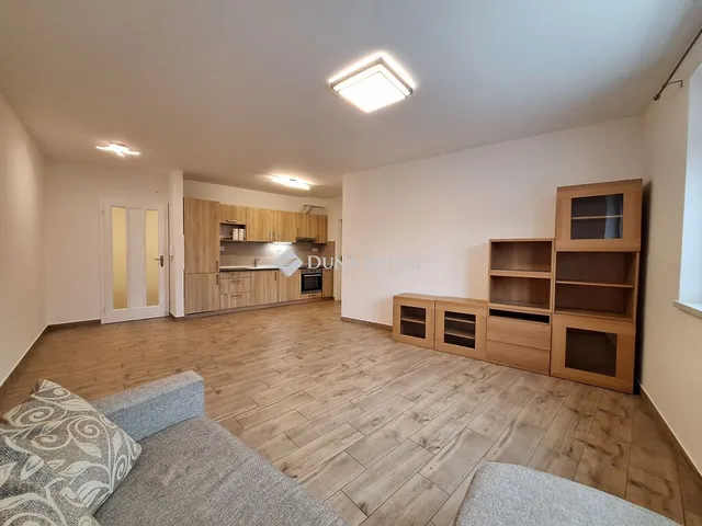 Eladó lakás Kecskemét 70 nm