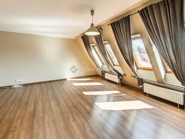 Eladó lakás Kecskemét 110 nm