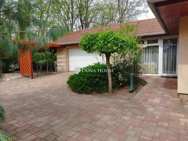 Eladó ház Hernád 160 nm