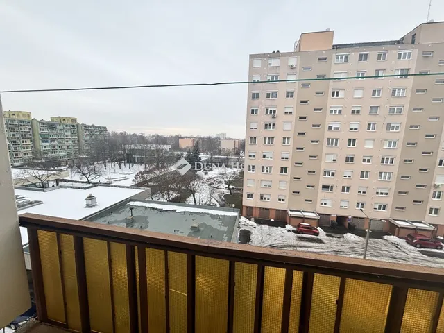 Eladó lakás Kecskemét, Akadémia körút 77 nm