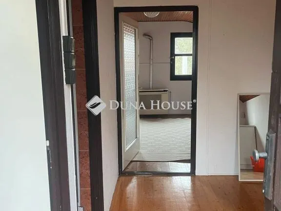 Eladó kereskedelmi és ipari ingatlan Lakitelek 60 nm