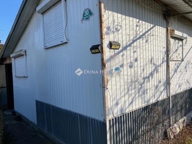 Eladó üdülő és hétvégi ház Cserkeszőlő 45 nm