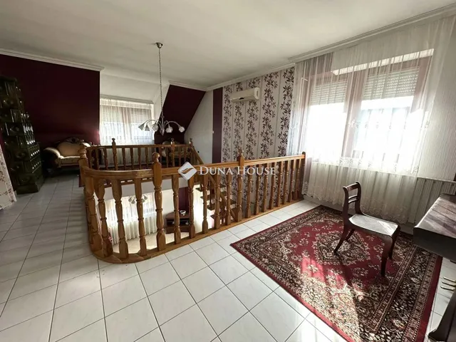 Eladó ház Jakabszállás 190 nm