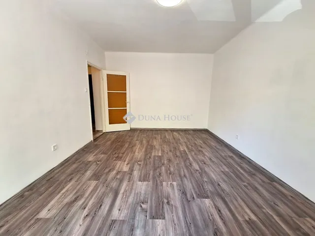 Eladó lakás Kecskemét 28 nm