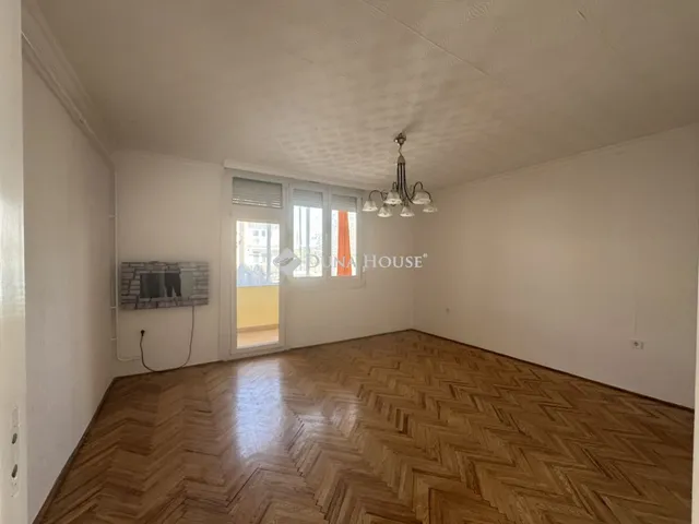 Eladó lakás Kecskemét, Szent István körút 56 nm