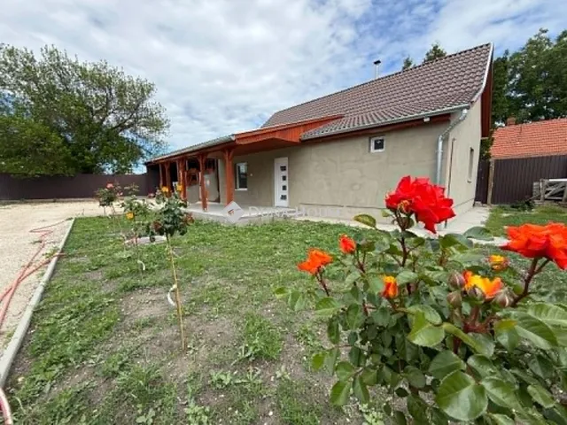 Eladó ház Fülöpszállás 69 nm
