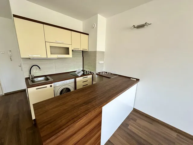 Kiadó lakás Kecskemét, Klauzál Gábor tér 33 nm