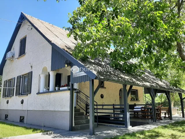 Eladó ház Cserkeszőlő 110 nm