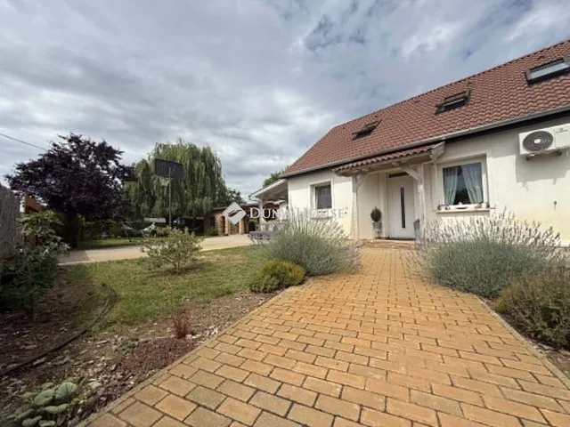 Eladó ház Kecskemét 133 nm