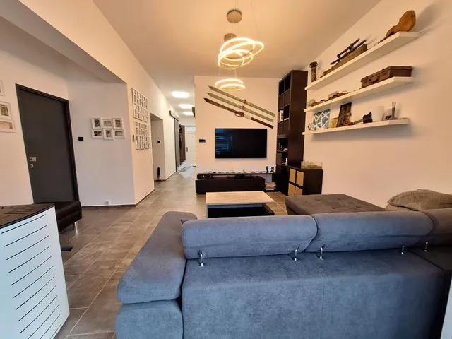 Kiadó ház Kecskemét 117 nm