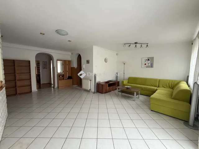 Kiadó lakás Kecskemét 110 nm