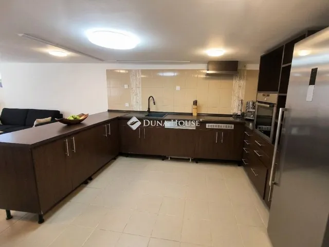 Eladó ház Szabadszállás 140 nm
