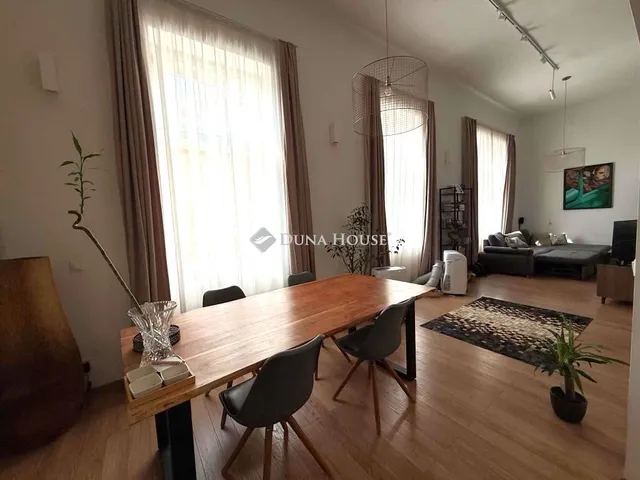Eladó lakás Kecskemét 72 nm