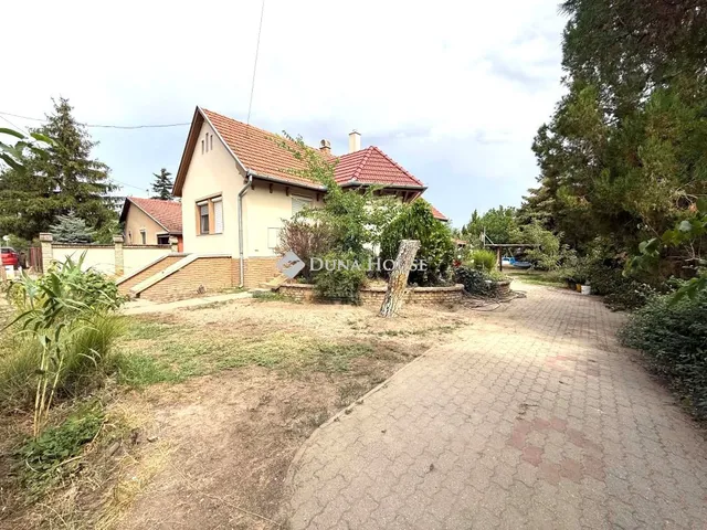 Eladó ház Kecskemét 90 nm
