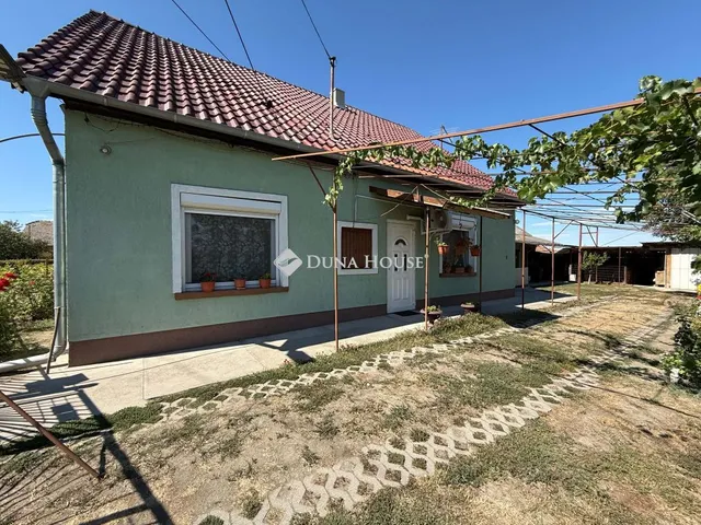 Eladó ház Nagykőrös 85 nm