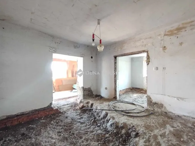 Eladó ház Tiszaalpár, Móricz Zsigmond utca 108 nm