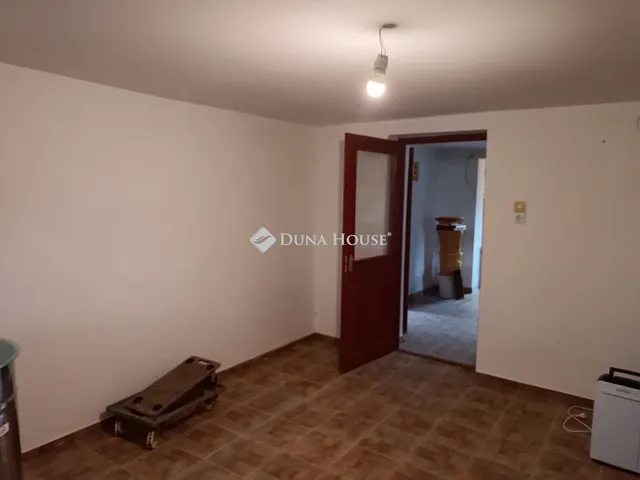 Eladó ház Szank 50 nm