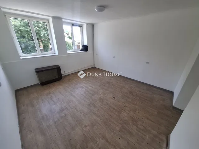 Eladó ház Kiskunfélegyháza 75 nm