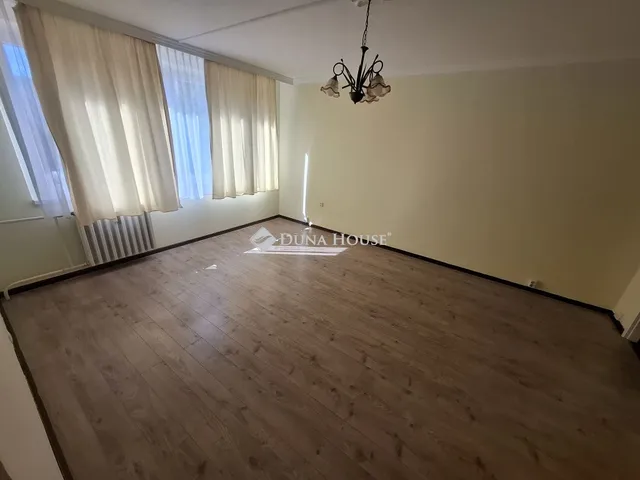 Kiadó lakás Kiskunfélegyháza 50 nm