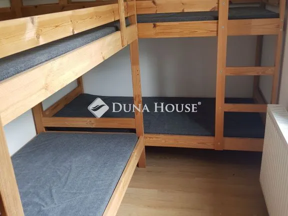 Kiadó ház Kiskunfélegyháza, Selymes IV. dűlő 240 nm