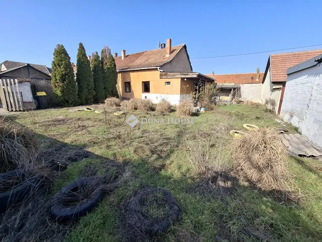 Eladó ház Kiskunfélegyháza 59 nm