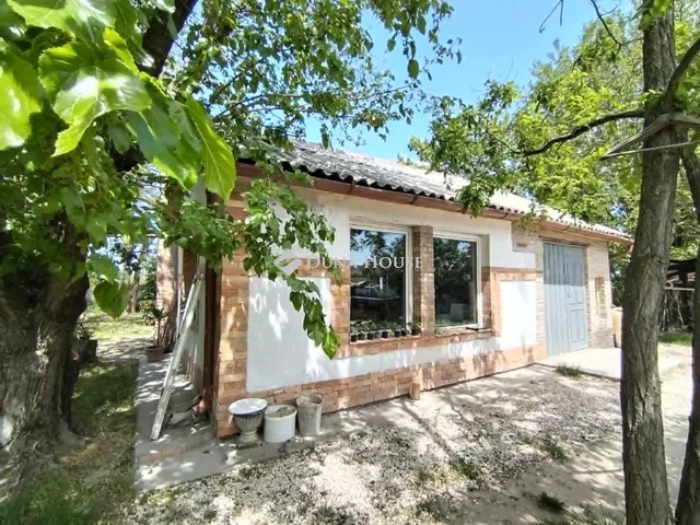 Eladó mezőgazdasági ingatlan Fülöpjakab 100 nm