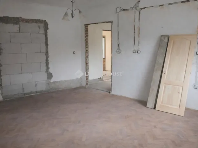 Eladó ház Felgyő 101 nm