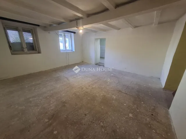 Eladó ház Tiszaalpár 95 nm