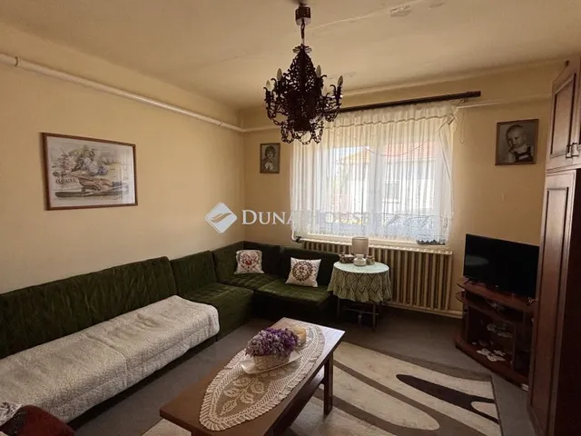 Eladó ház Tiszaalpár 85 nm