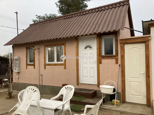 Eladó nyaraló Debrecen 37 nm
