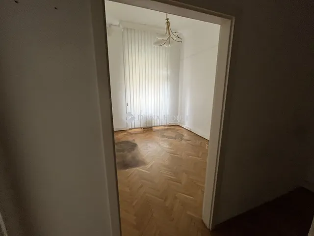Kiadó lakás Debrecen, Hatvan utca 114 nm