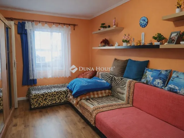 Eladó ház Bocskaikert, Forrás utca 49 nm