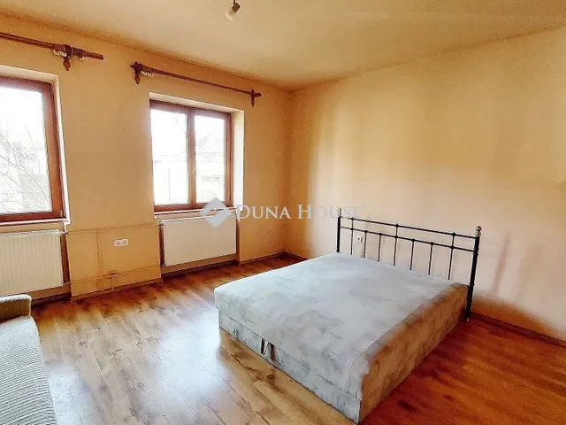 Eladó kereskedelmi és ipari ingatlan Debrecen 464 nm