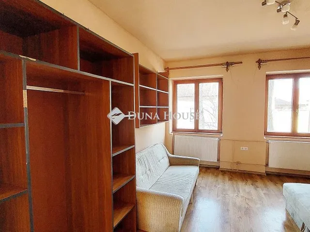 Eladó kereskedelmi és ipari ingatlan Debrecen 464 nm