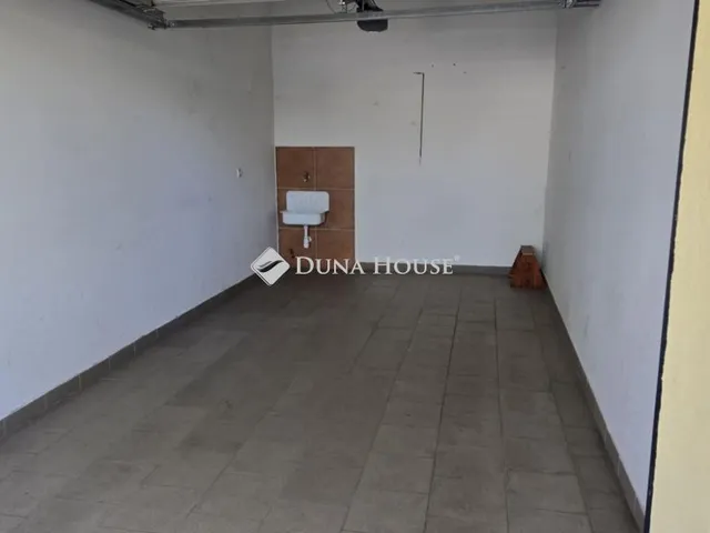 Kiadó ház Debrecen 114 nm