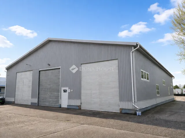 Eladó kereskedelmi és ipari ingatlan Debrecen 750 nm