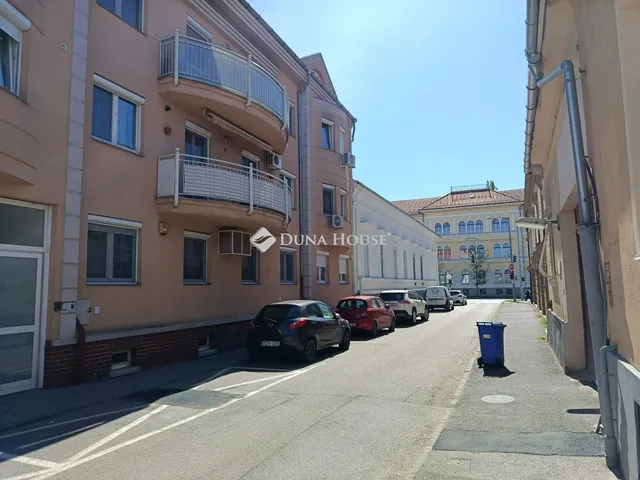 Eladó lakás Debrecen 63 nm