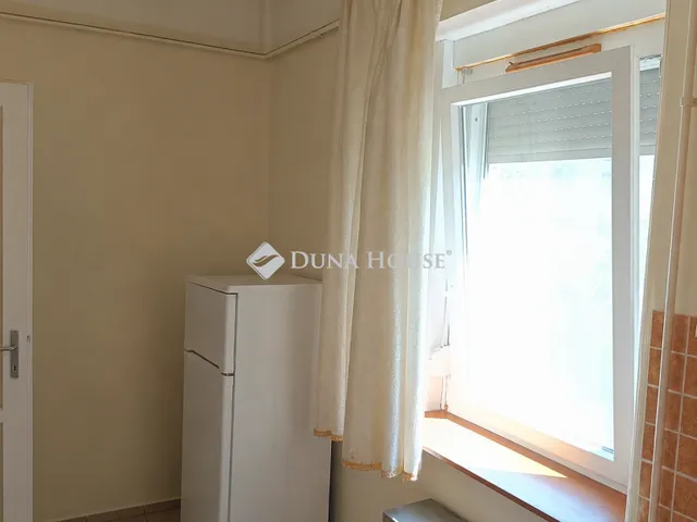 Eladó lakás Debrecen, Dobozi utca 39 nm