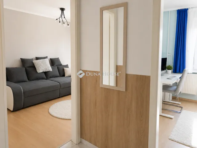 Eladó lakás Debrecen, Füredi út 52 nm