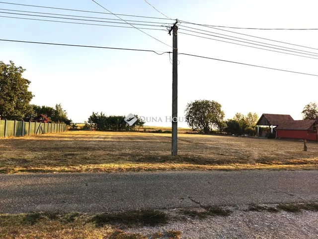 Eladó telek Szentpéterszeg 2808 nm
