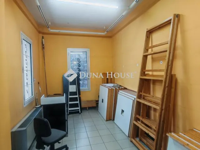 Eladó kereskedelmi és ipari ingatlan Zalaegerszeg, Kossuth Lajos utca 34 nm