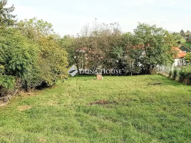 Eladó telek Zalaegerszeg 3068 nm