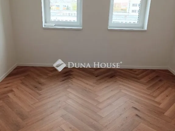 Eladó lakás Zalaegerszeg, Petőfi Sándor utca 74 nm