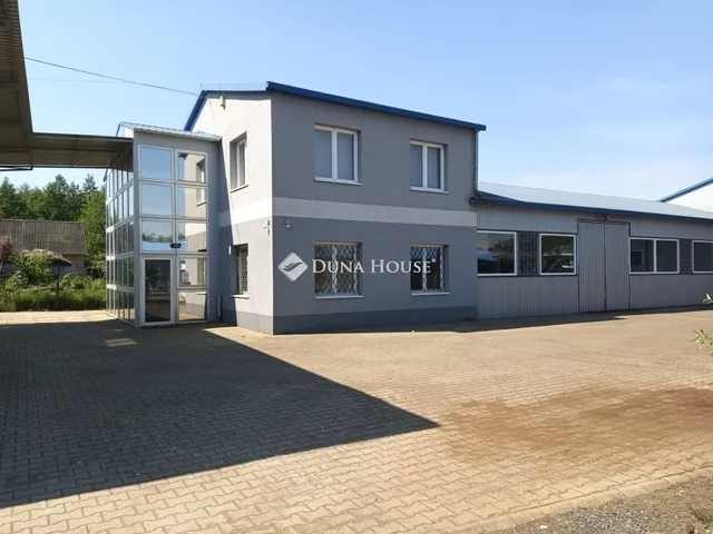 Eladó kereskedelmi és ipari ingatlan Zalaegerszeg 870 nm