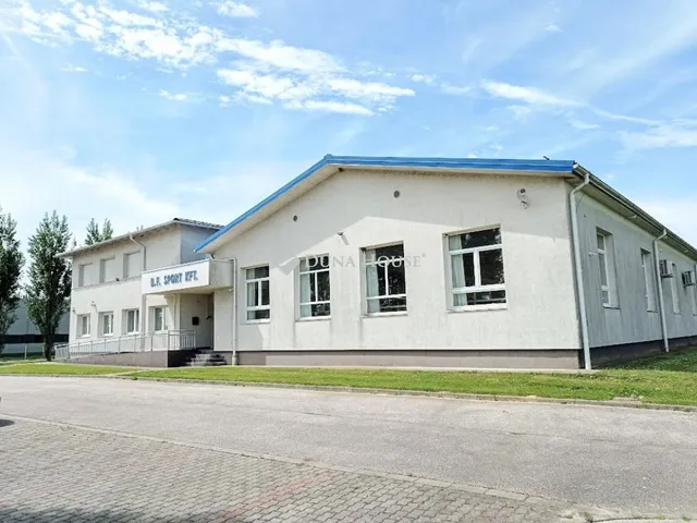 Eladó kereskedelmi és ipari ingatlan Zalaegerszeg, Ipari út 1710 nm
