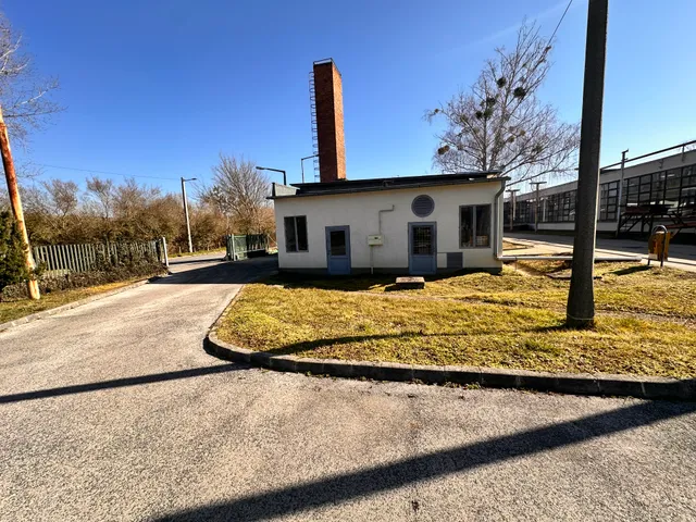 Kiadó kereskedelmi és ipari ingatlan Zalaegerszeg 341 nm