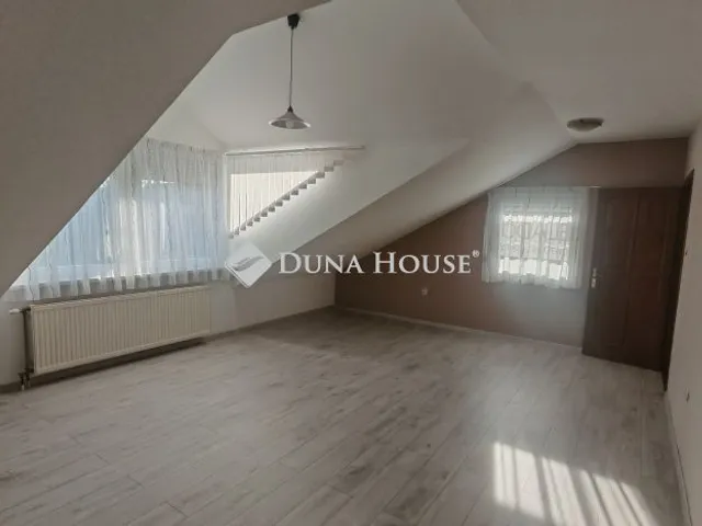 Eladó lakás Zalaegerszeg 89 nm