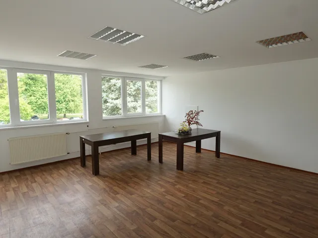 Kiadó kereskedelmi és ipari ingatlan Zalaegerszeg 540 nm